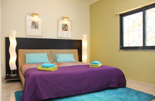 Slk2-1-web.jpg- Bedroom II 20 m2 (2 Persons)
One double bed with separate mattresses and an en-suite bathroom.